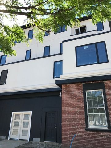 979 Main St 1, Walpole, MA 02081