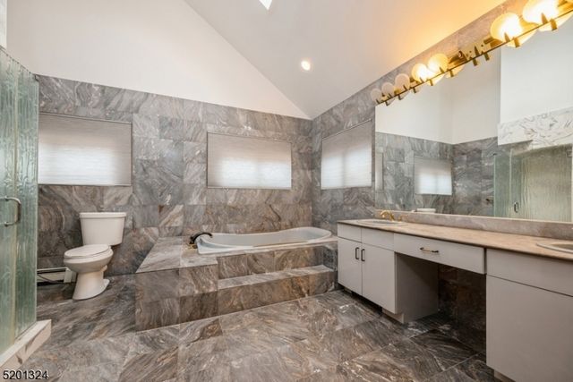 15 Fox Run, North Caldwell Boro, NJ 07006