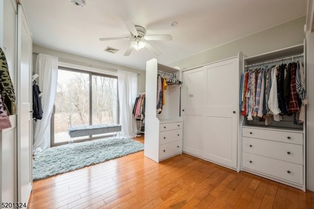15 Fox Run, North Caldwell Boro, NJ 07006