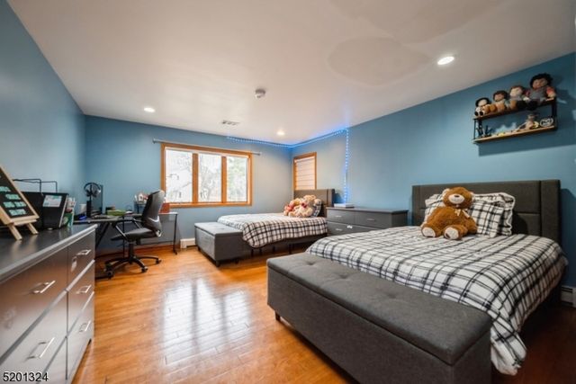 15 Fox Run, North Caldwell Boro, NJ 07006