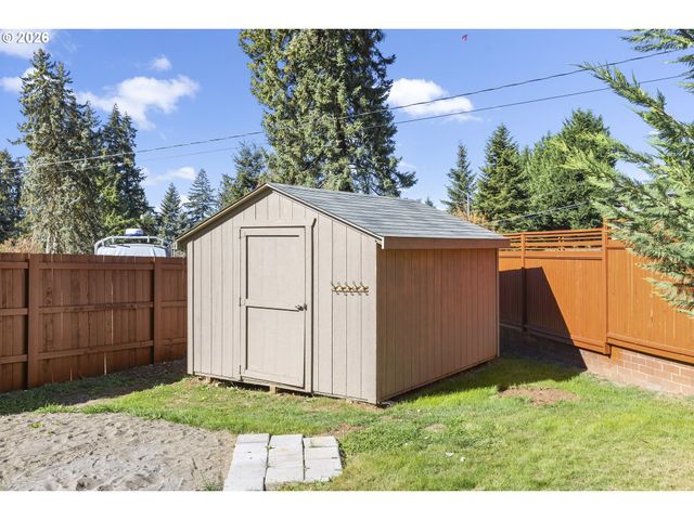 20003 TORREY PINES Ct, Oregon City, OR 97045