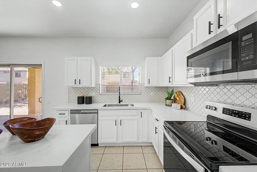 5241 W SHUMWAY FARM Road, Laveen, AZ 85339 — photo 4