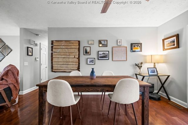 218 Pine Circle, Dunbar, WV 25064