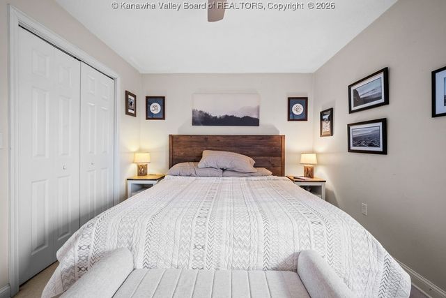 218 Pine Circle, Dunbar, WV 25064