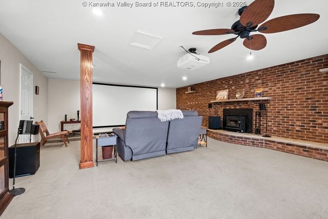 218 Pine Circle, Dunbar, WV 25064