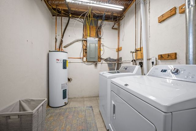 218 Pine Circle, Dunbar, WV 25064