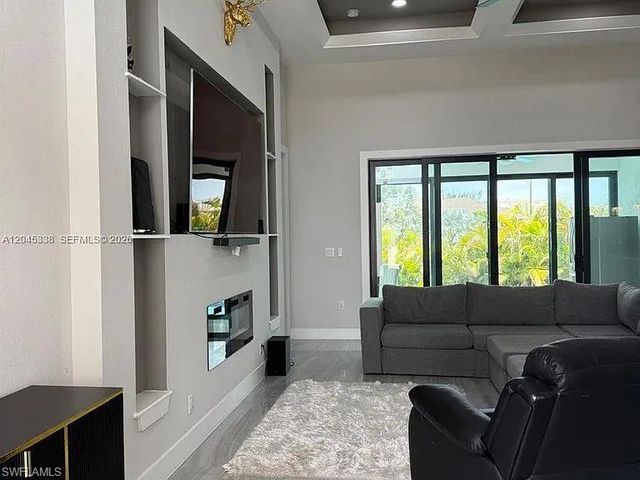 1600 SW 1st ST, Cape Coral, FL 33991