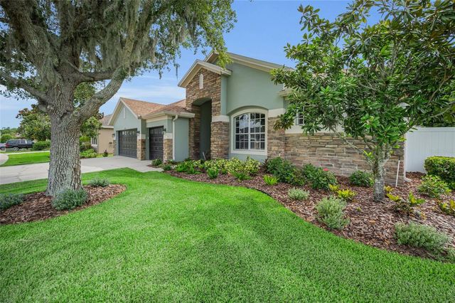 1629 SALMONBERRY STREET, Wesley Chapel, FL 33543