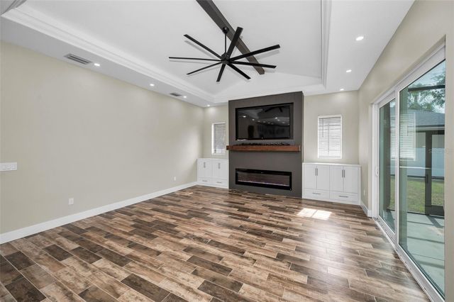 1629 SALMONBERRY STREET, Wesley Chapel, FL 33543