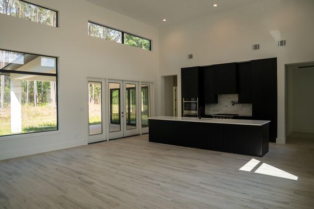 343 Sundog Road, Huntsville, TX 77340