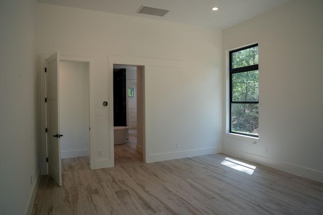 343 Sundog Road, Huntsville, TX 77340