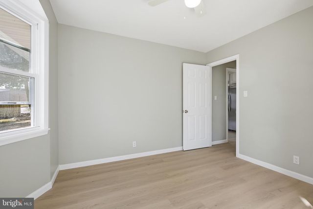 2137 VEALE, Wilmington, DE 19810