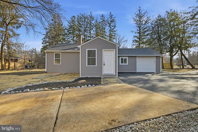 2137 VEALE, Wilmington, DE 19810