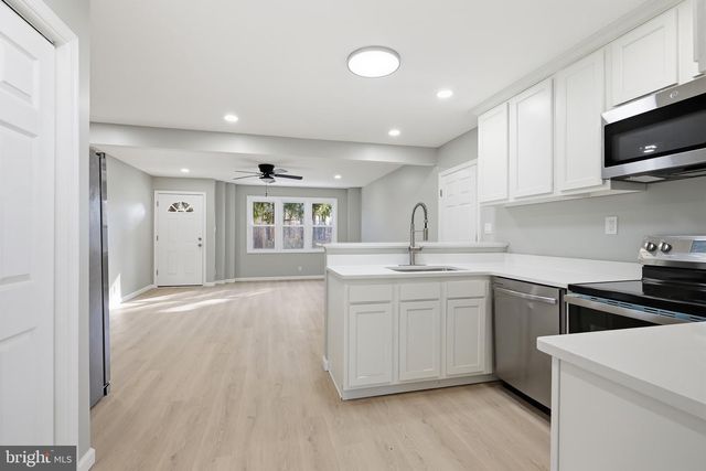 2137 VEALE, Wilmington, DE 19810
