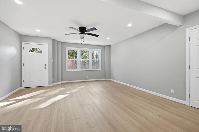 2137 VEALE, Wilmington, DE 19810