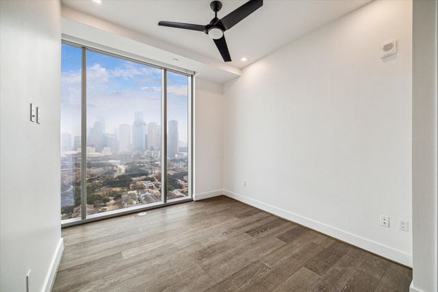 1711 Allen Parkway 1806, Houston, TX 77019