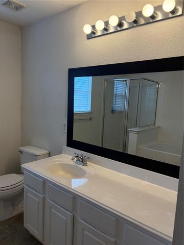 2606 Skyview Knoll Court, Houston, TX 77047
