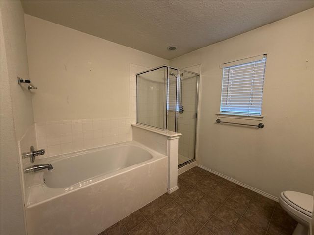 2606 Skyview Knoll Court, Houston, TX 77047