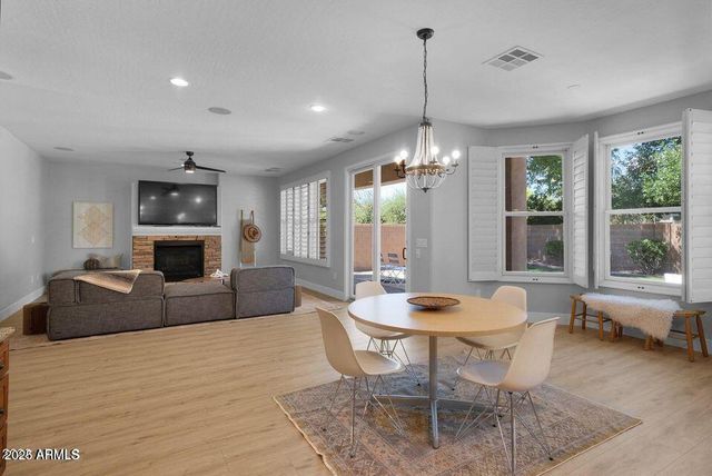 4590 E WATERMAN Street, Gilbert, AZ 85297