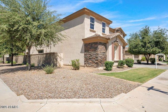 4590 E WATERMAN Street, Gilbert, AZ 85297