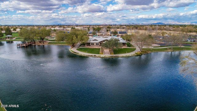 4590 E WATERMAN Street, Gilbert, AZ 85297