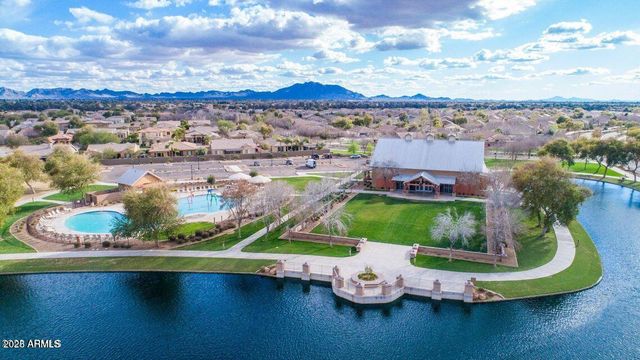 4590 E WATERMAN Street, Gilbert, AZ 85297