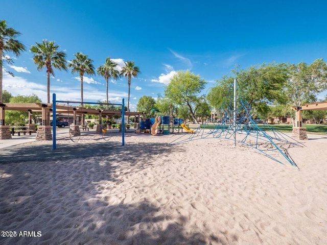 4590 E WATERMAN Street, Gilbert, AZ 85297