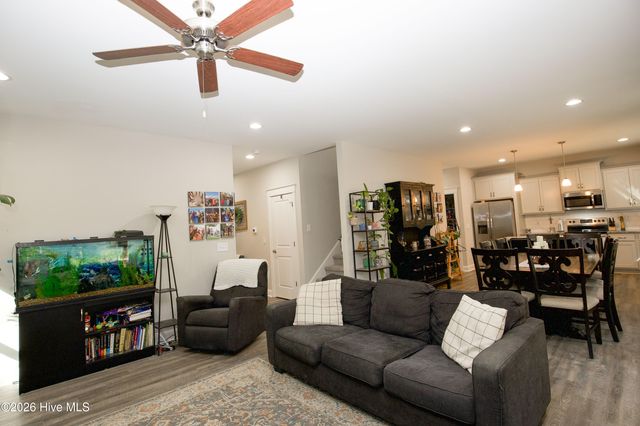 643 Lilac Lane, Vass, NC 28394