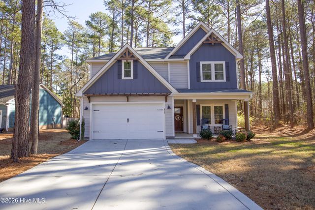 643 Lilac Lane, Vass, NC 28394