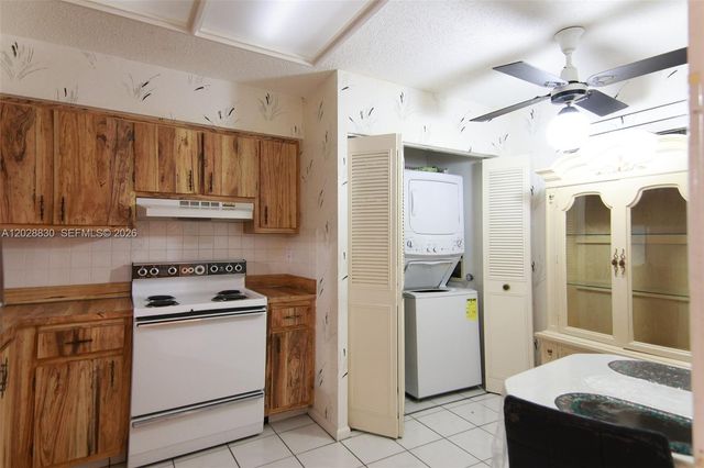 7220 Lake Cir Drive 101, Margate, FL 33063
