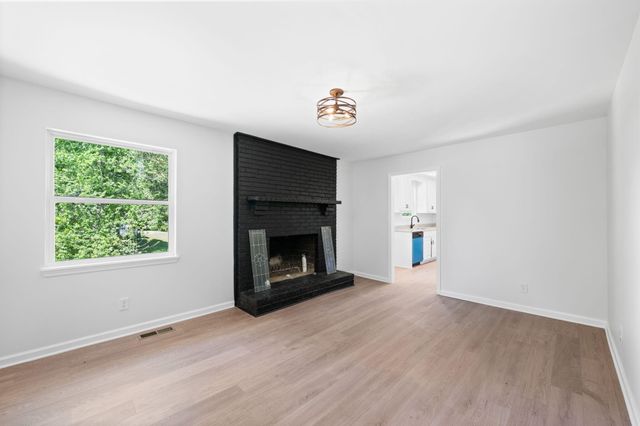 2398 Interlackin Circle NW, Cleveland, TN 37312