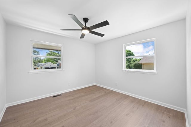 2398 Interlackin Circle NW, Cleveland, TN 37312