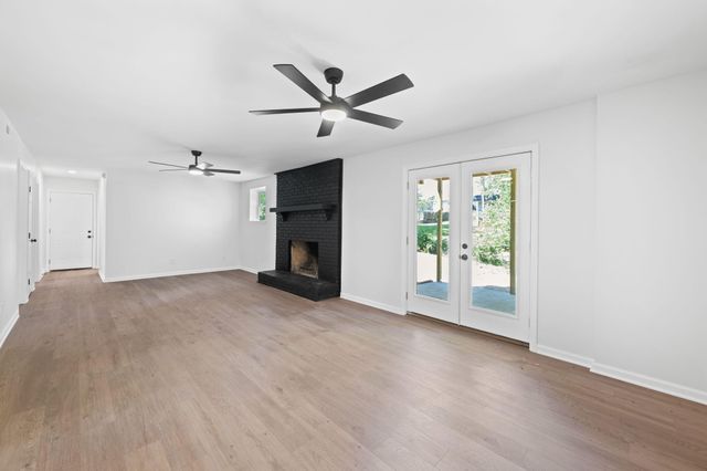 2398 Interlackin Circle NW, Cleveland, TN 37312