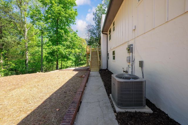 2398 Interlackin Circle NW, Cleveland, TN 37312