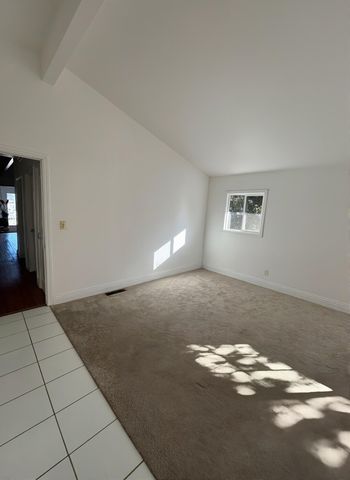 4535 Redding, Oakland, CA 94619