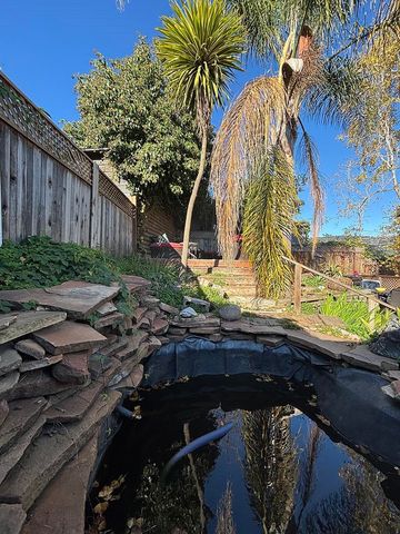 4535 Redding, Oakland, CA 94619