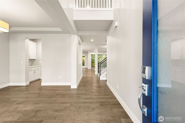 12055 SE May Creek Park Drive, Newcastle, WA 98056