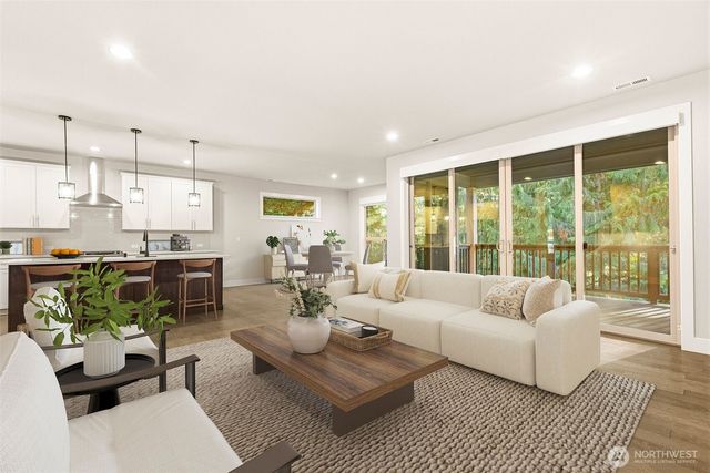 12055 SE May Creek Park Drive, Newcastle, WA 98056