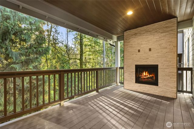 12055 SE May Creek Park Drive, Newcastle, WA 98056