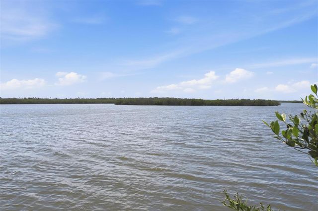 856 LADYFISH AVENUE, New Smyrna Beach, FL 32169