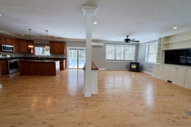 26 Shore Road, Milton, VT 05468