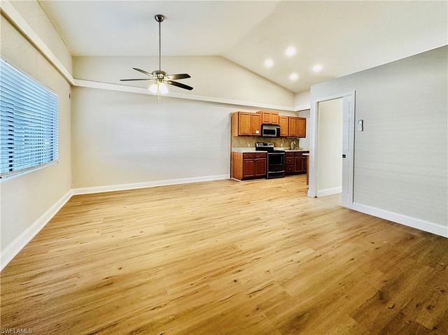 826 Wiggins Pass RD # 310, Naples, FL 34110