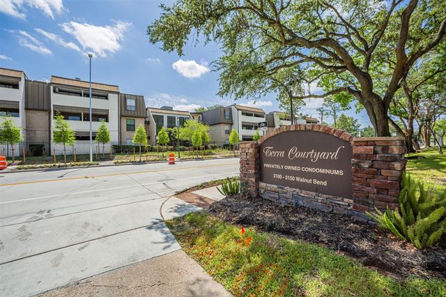 3100 Walnut Bend Lane 422, Houston, TX 77042