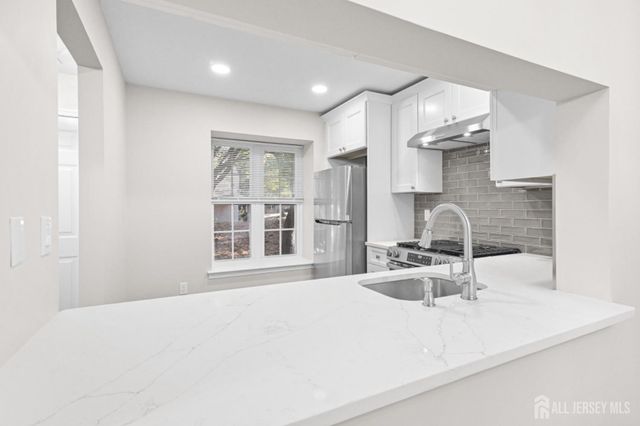 1301 Commons Drive, East Brunswick, NJ 08816