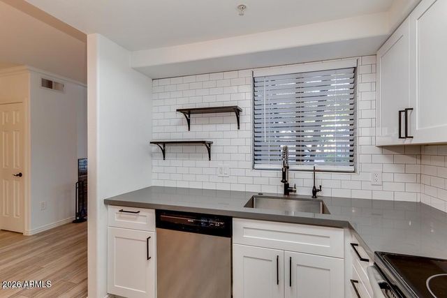 7575 E Indian Bend Road Apt 1040, Scottsdale, AZ 85250