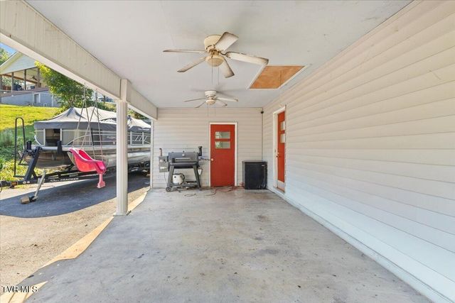 334 Mimosa Street, Mount Carmel, TN 37645
