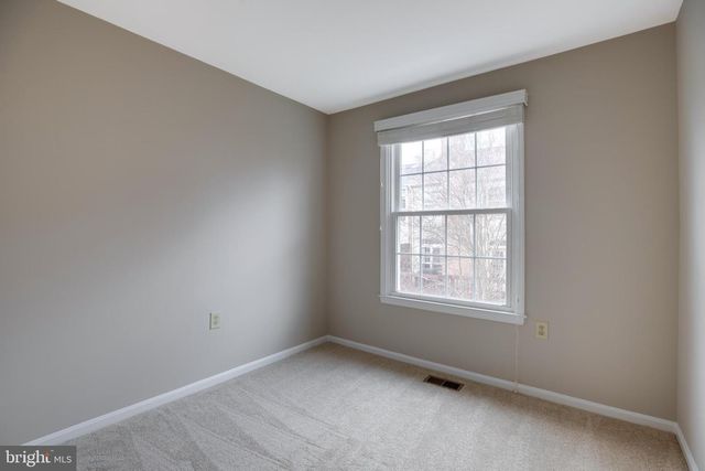 6502 WESTHAVEN LN, Springfield, VA 22150