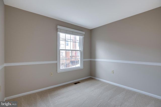 6502 WESTHAVEN LN, Springfield, VA 22150