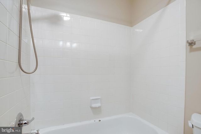 6502 WESTHAVEN LN, Springfield, VA 22150