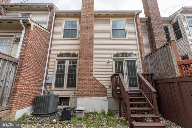 6502 WESTHAVEN LN, Springfield, VA 22150